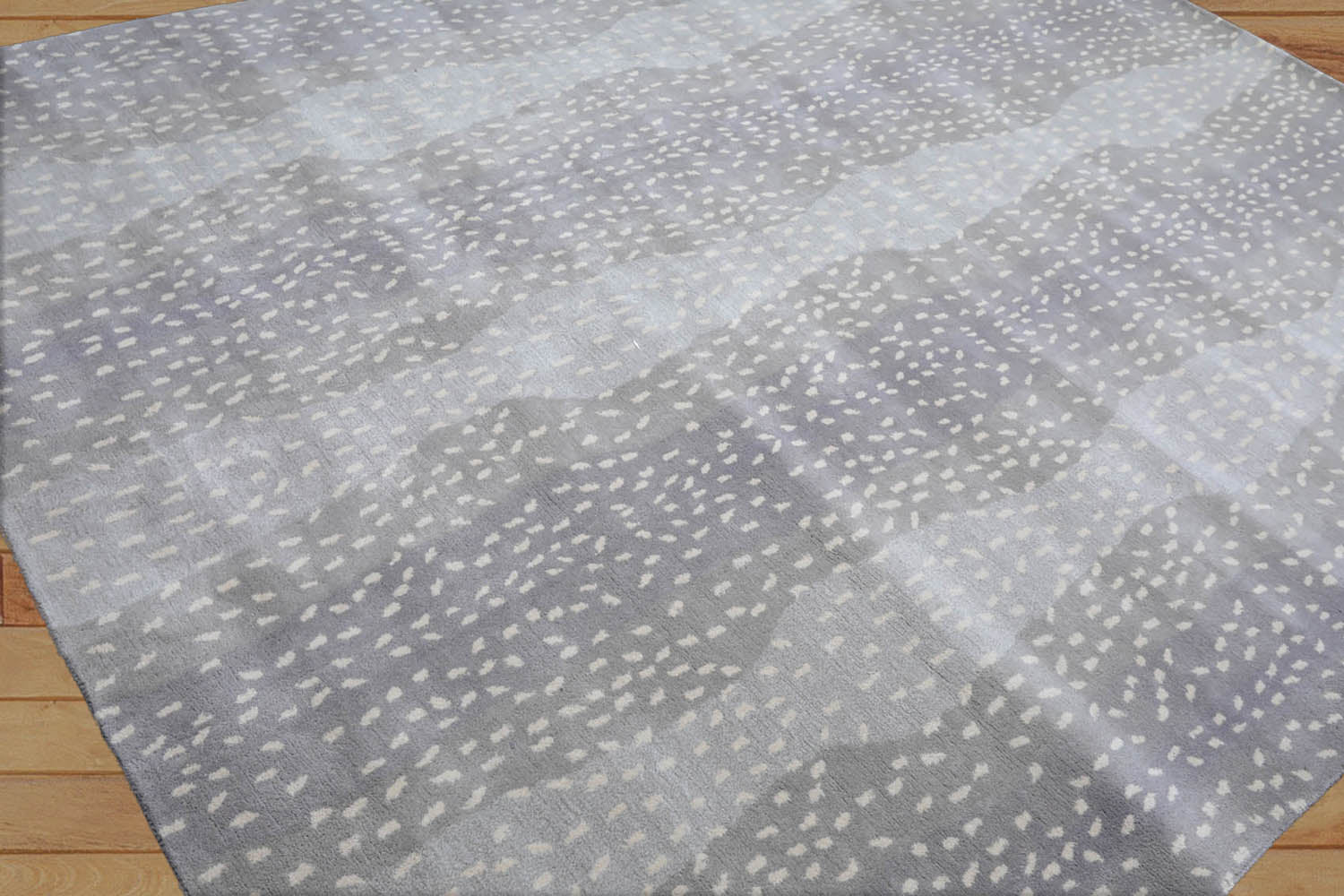Multi Size Gray Ivory Color Hand Tufted Animal Print 100% Wool Modern Oriental Rug