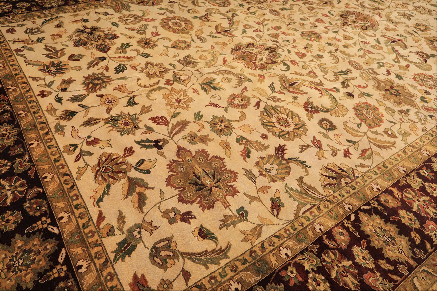 12x18 Beige, Maroon, Sage Color Hand Knotted Agra Wool Traditional Oriental Rug