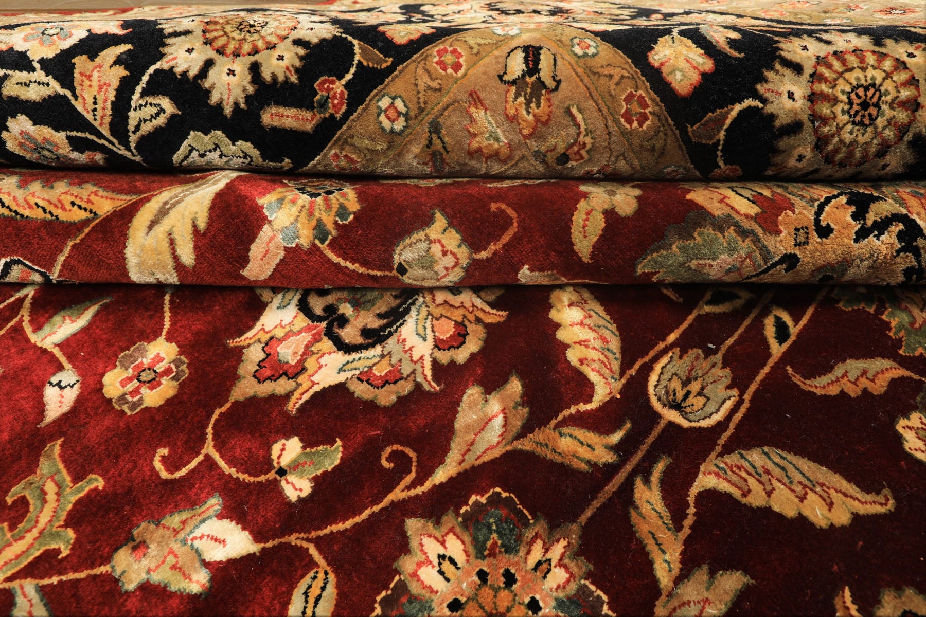 Palace Maroon, Black, Taupe Color Hand Knotted Agra New Zealand Wool & Silk Traditional Oriental Rug