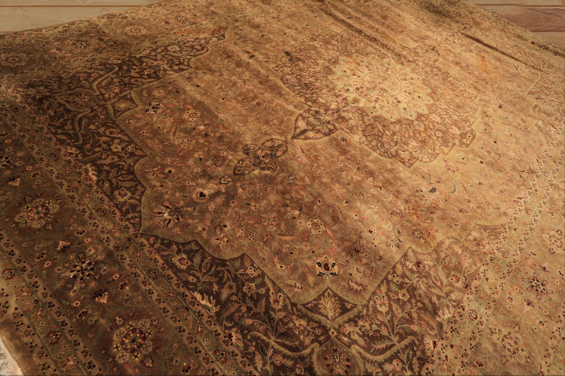 Palace Tan, Sage, Brown Color Hand Knotted Indo Persian Wool Transitional Oriental Rug