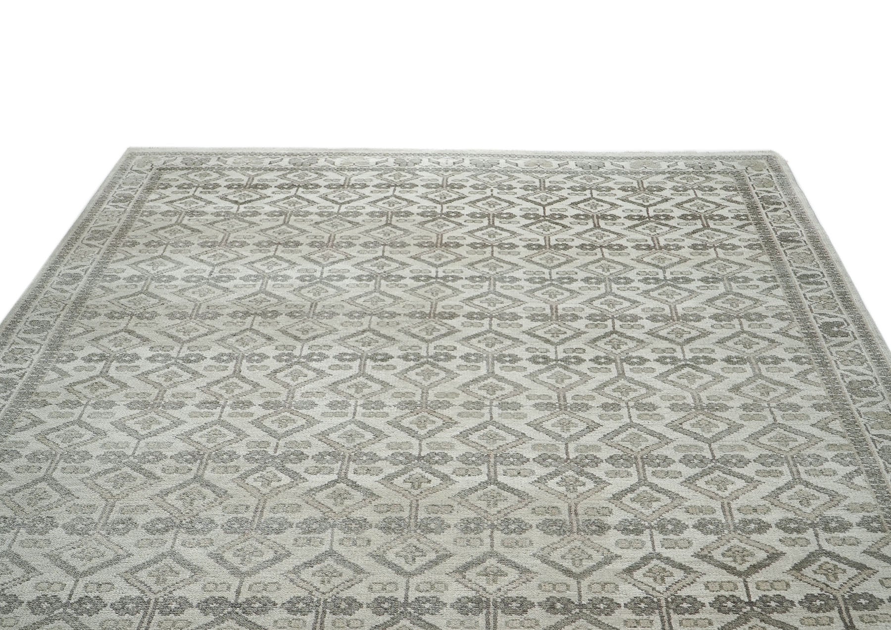 9x12 Gray, Beige, Multi Color Hand Knotted Oushak Wool Transitional Oriental Rug