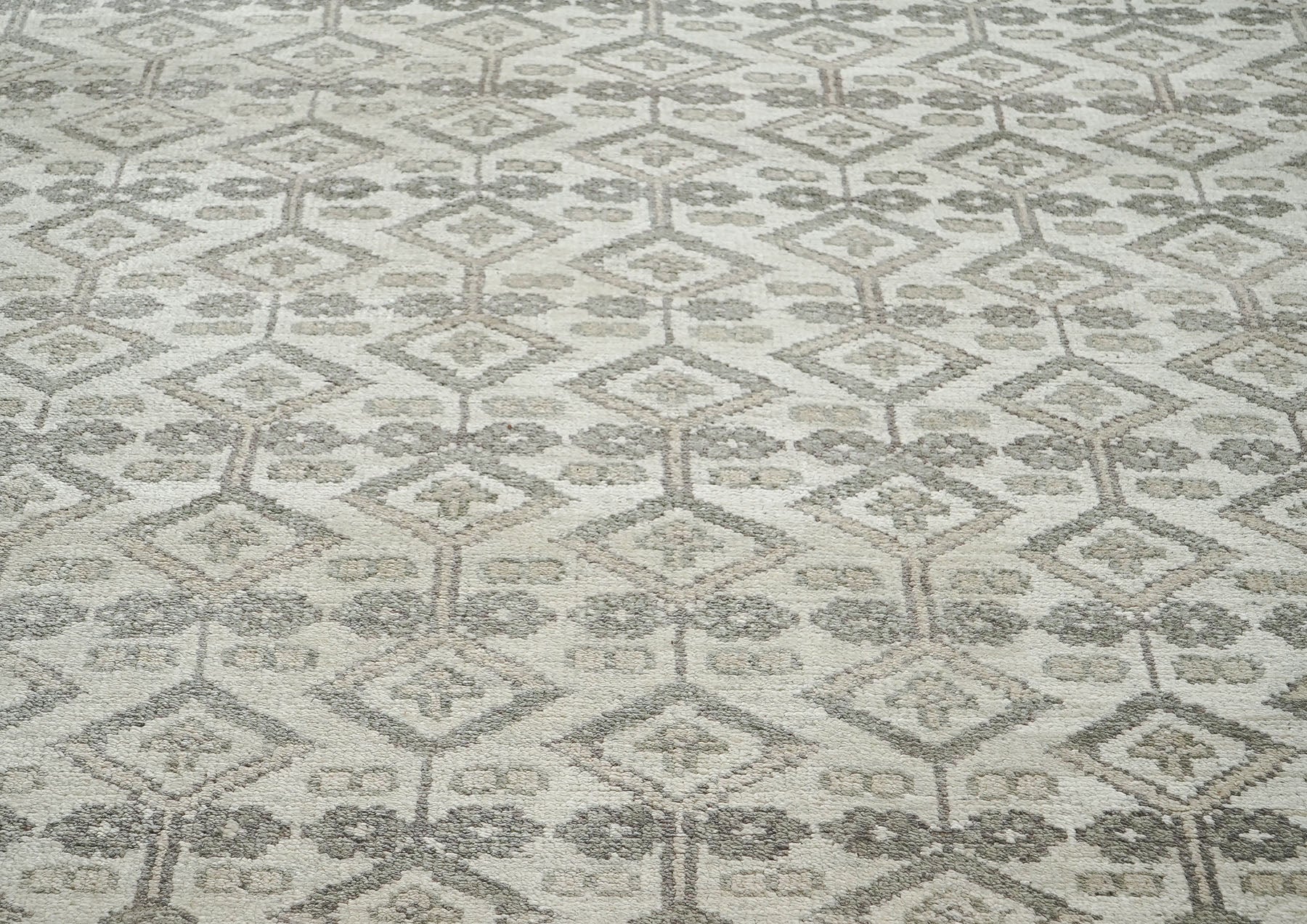 9x12 Gray, Beige, Multi Color Hand Knotted Oushak Wool Transitional Oriental Rug