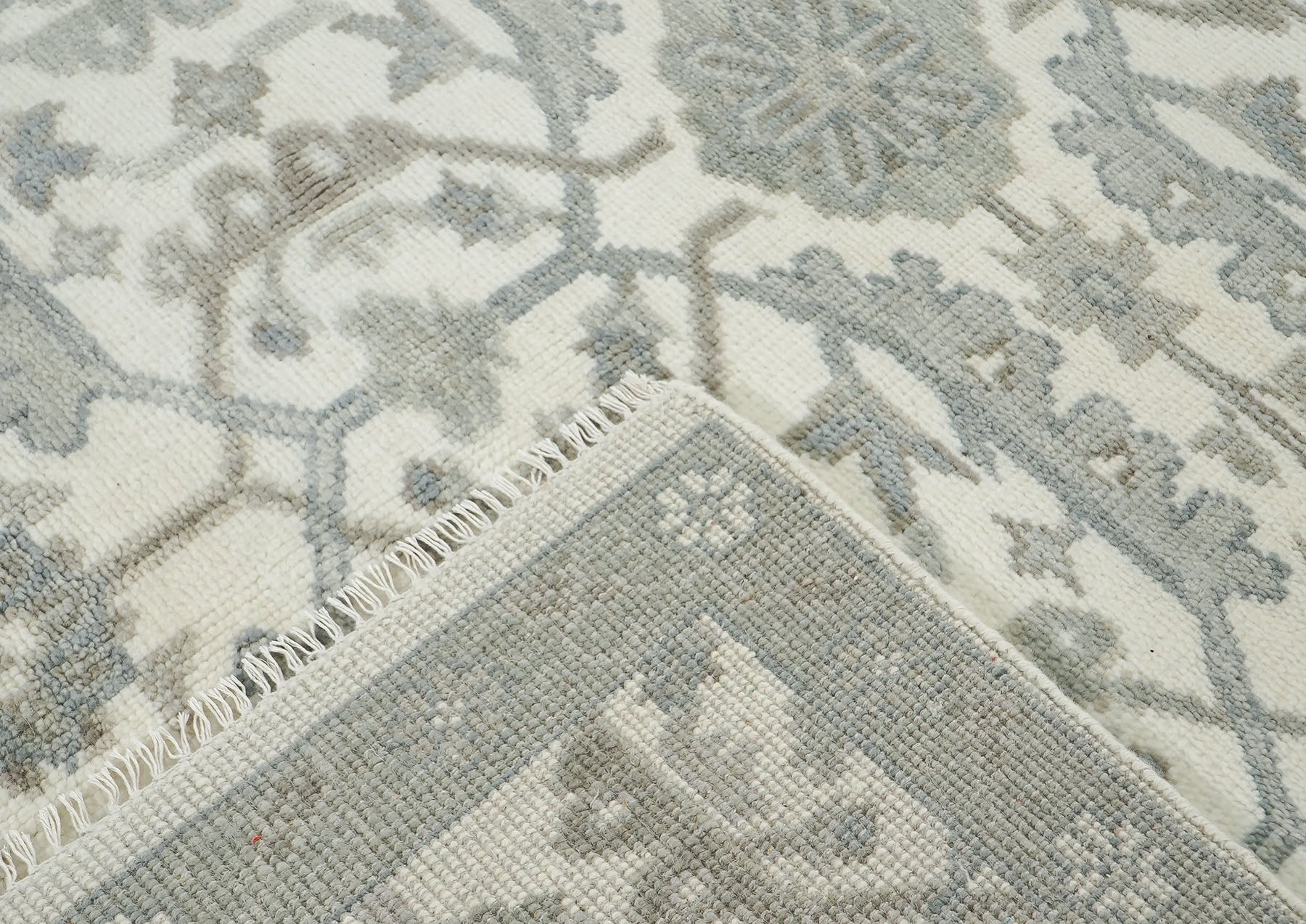 8x10 Ivory, Gray, Beige Color Hand Knotted Oushak Wool Transitional Oriental Rug