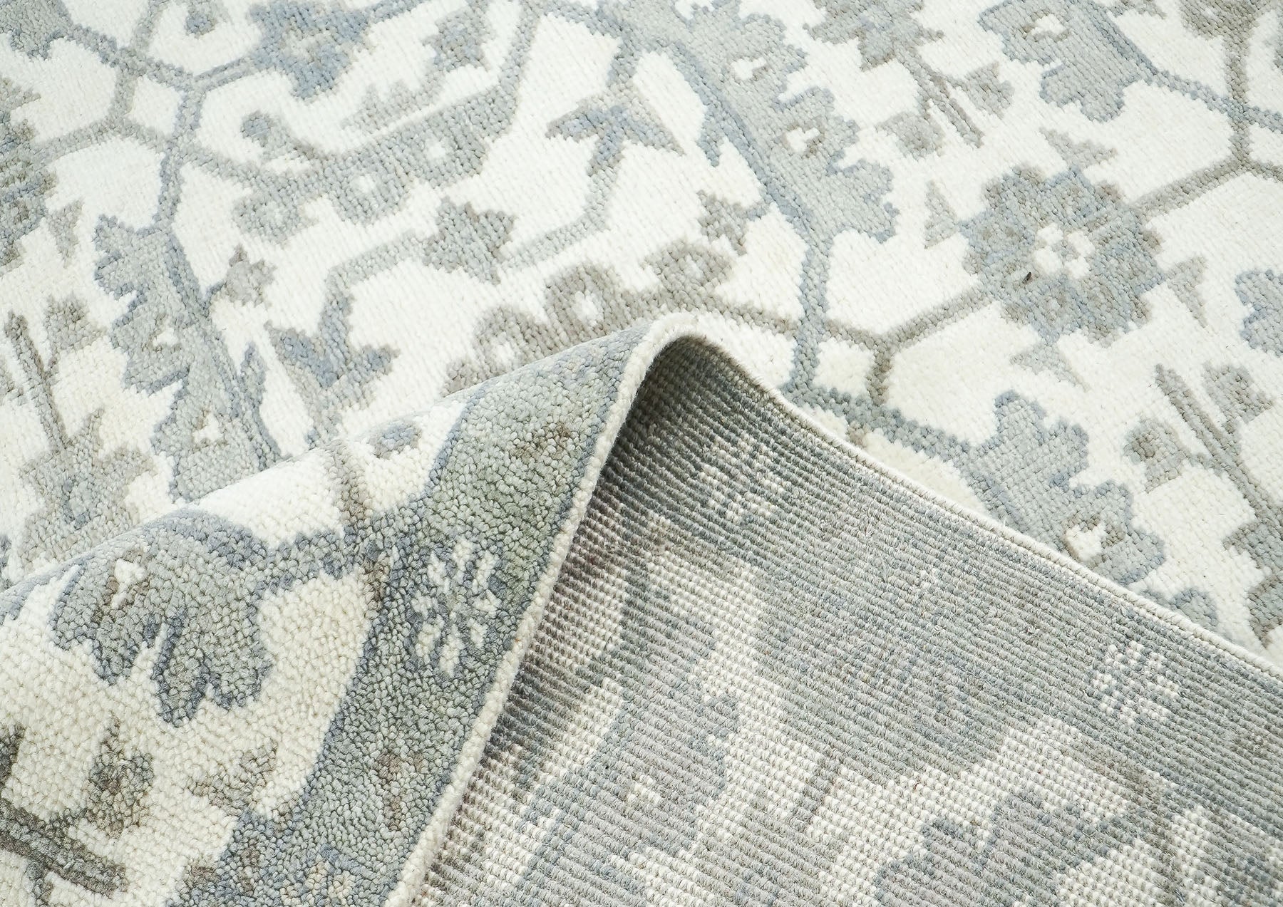 8x10 Ivory, Gray, Beige Color Hand Knotted Oushak Wool Transitional Oriental Rug