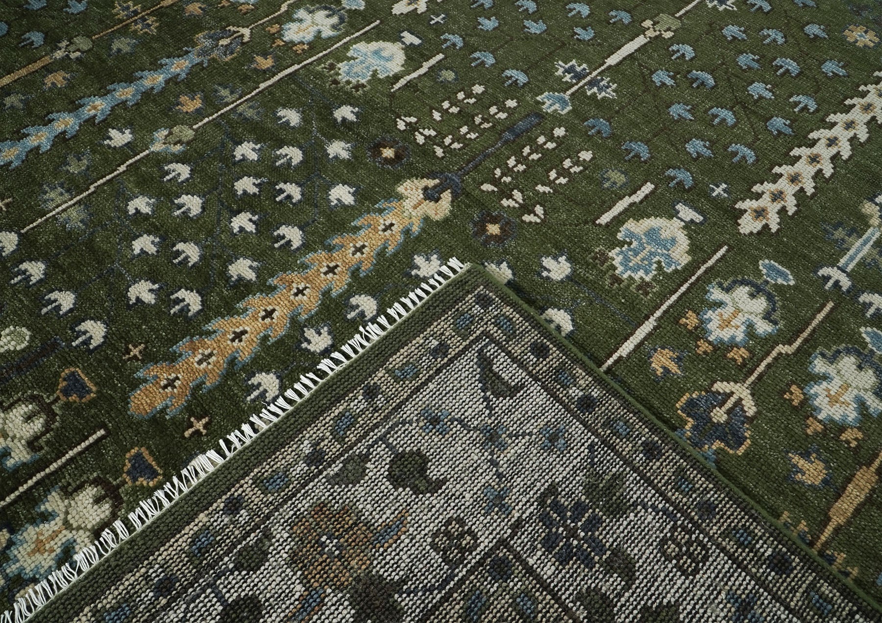 10x14 Green, Ivory, Tan Color Hand Knotted Oushak Wool Transitional Oriental Rug