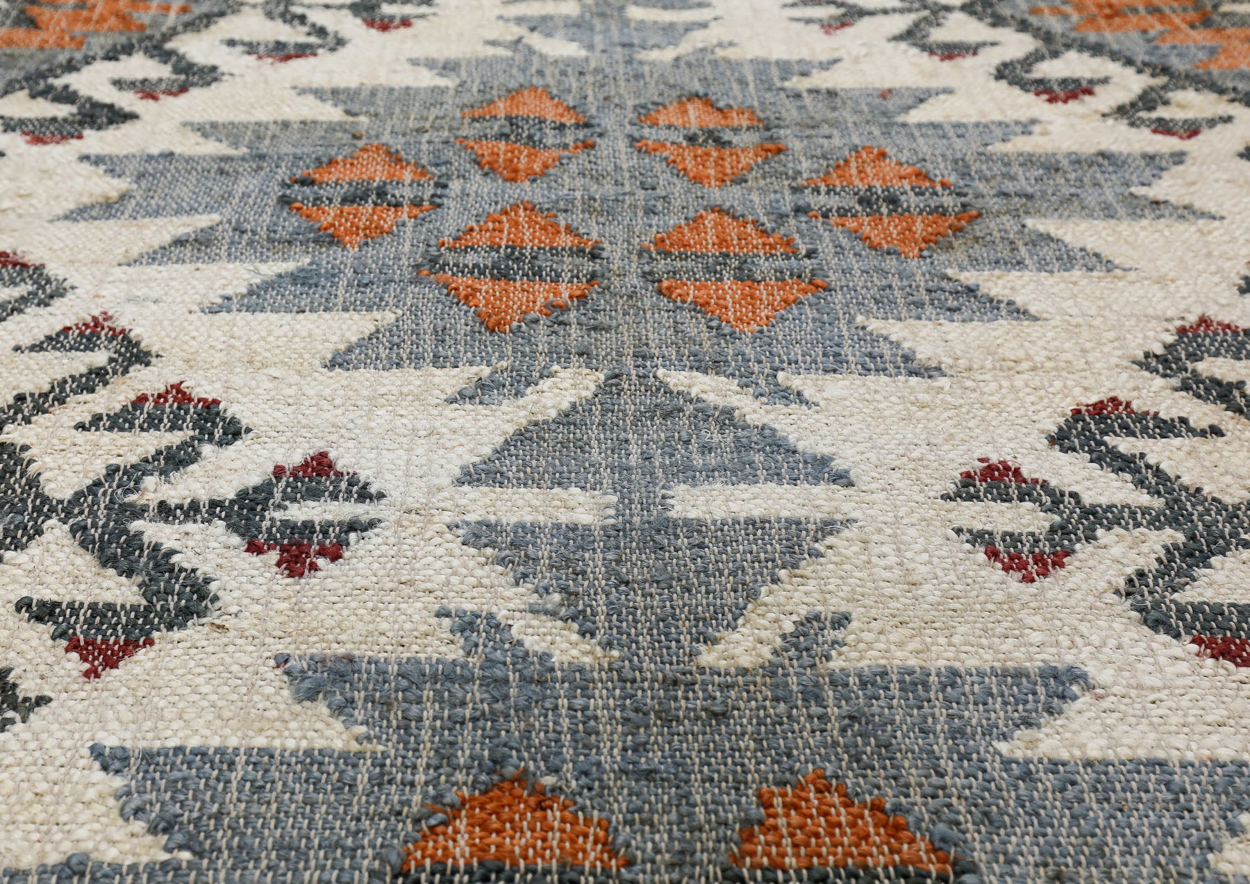 Multi Size Ivory Gray Slate Color Hand Woven Kilim Jute Southwestern Oriental Rug