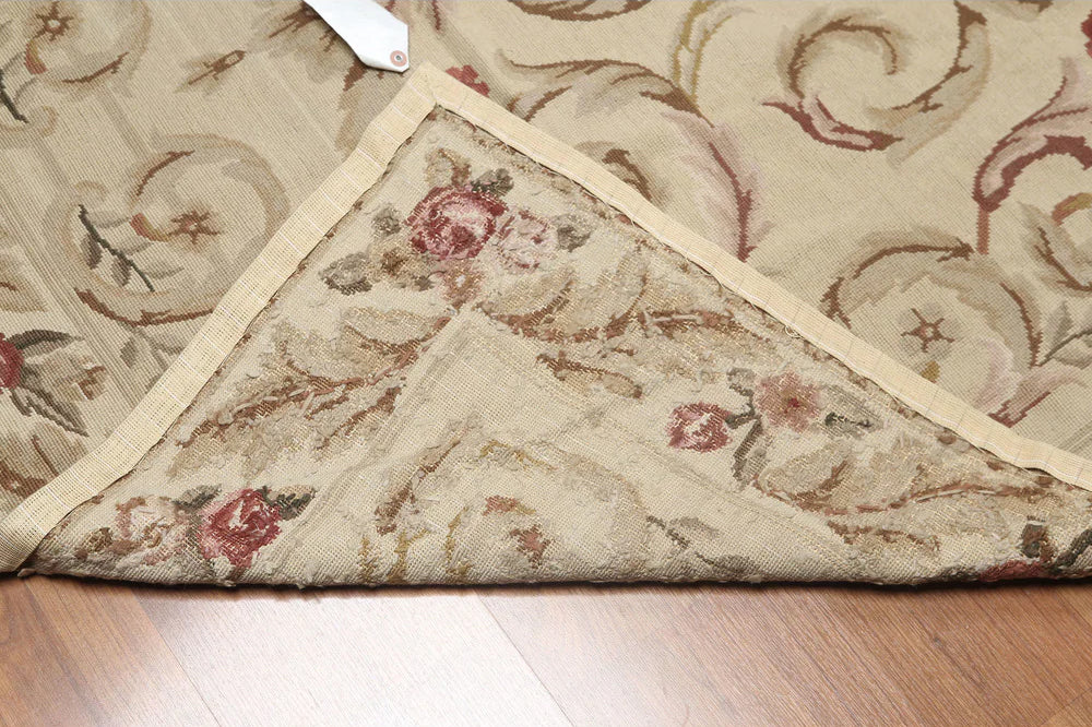 Aubin French Country Flatweave 5'5"x7'8" Beige Aubusson Wool Oriental Area Rug