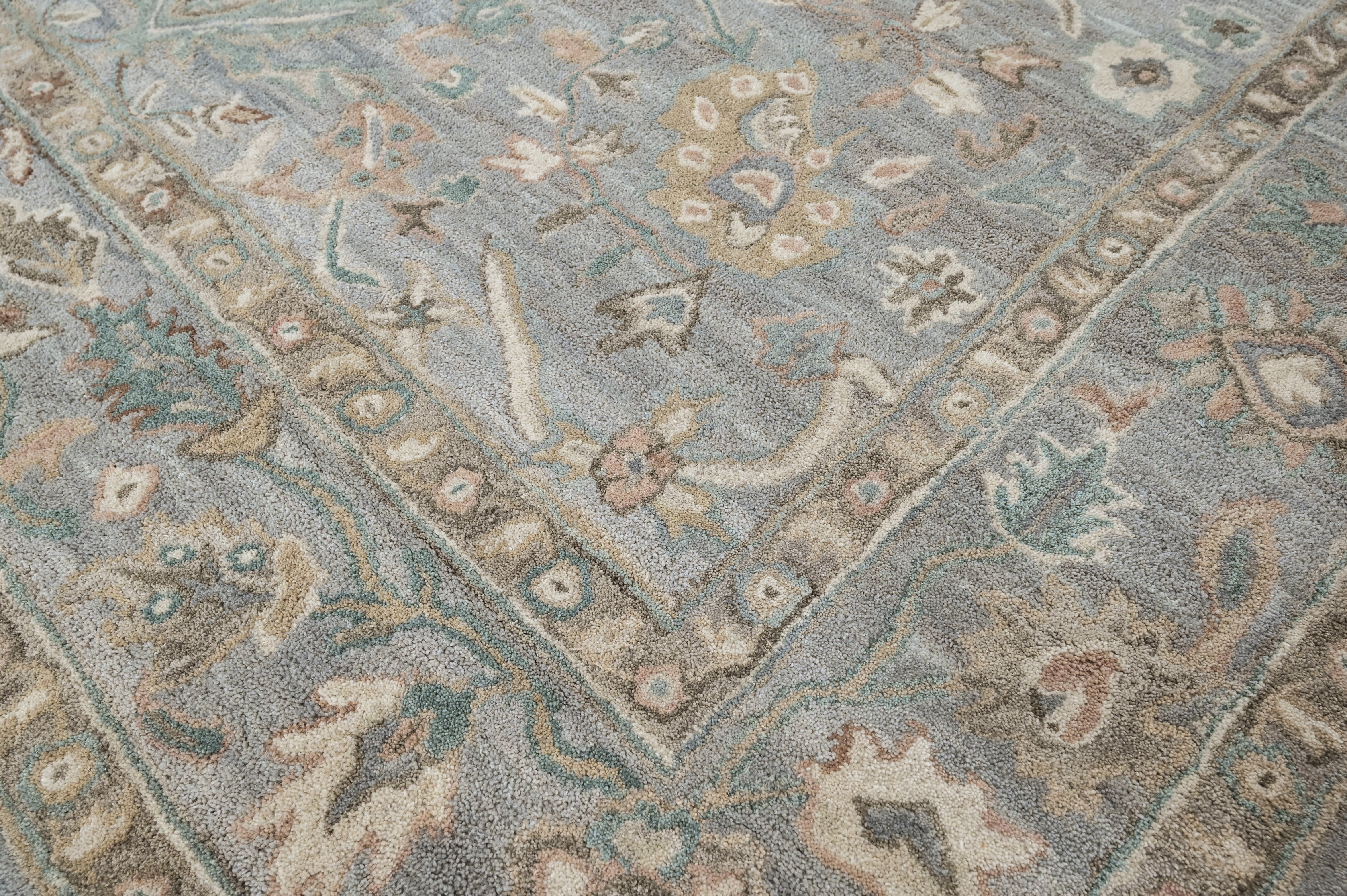 loomBloom Sky Blue Multi Size Hand Tufted Wool Floral Modern & Contemporary Oriental Area Rug