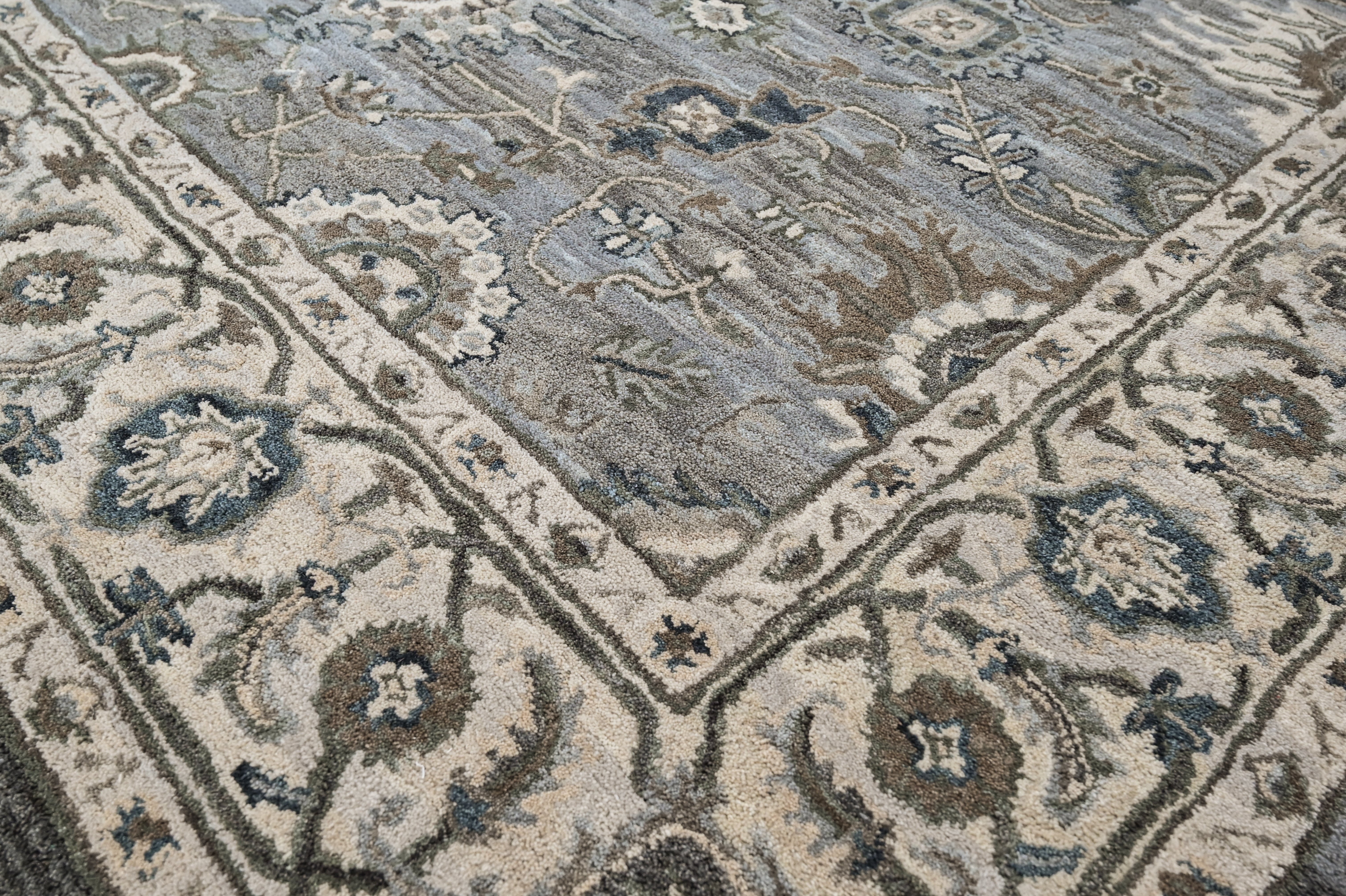 loomBloom Light Blue Multi Size Hand Tufted Wool Floral Modern & Contemporary Oriental Area Rug