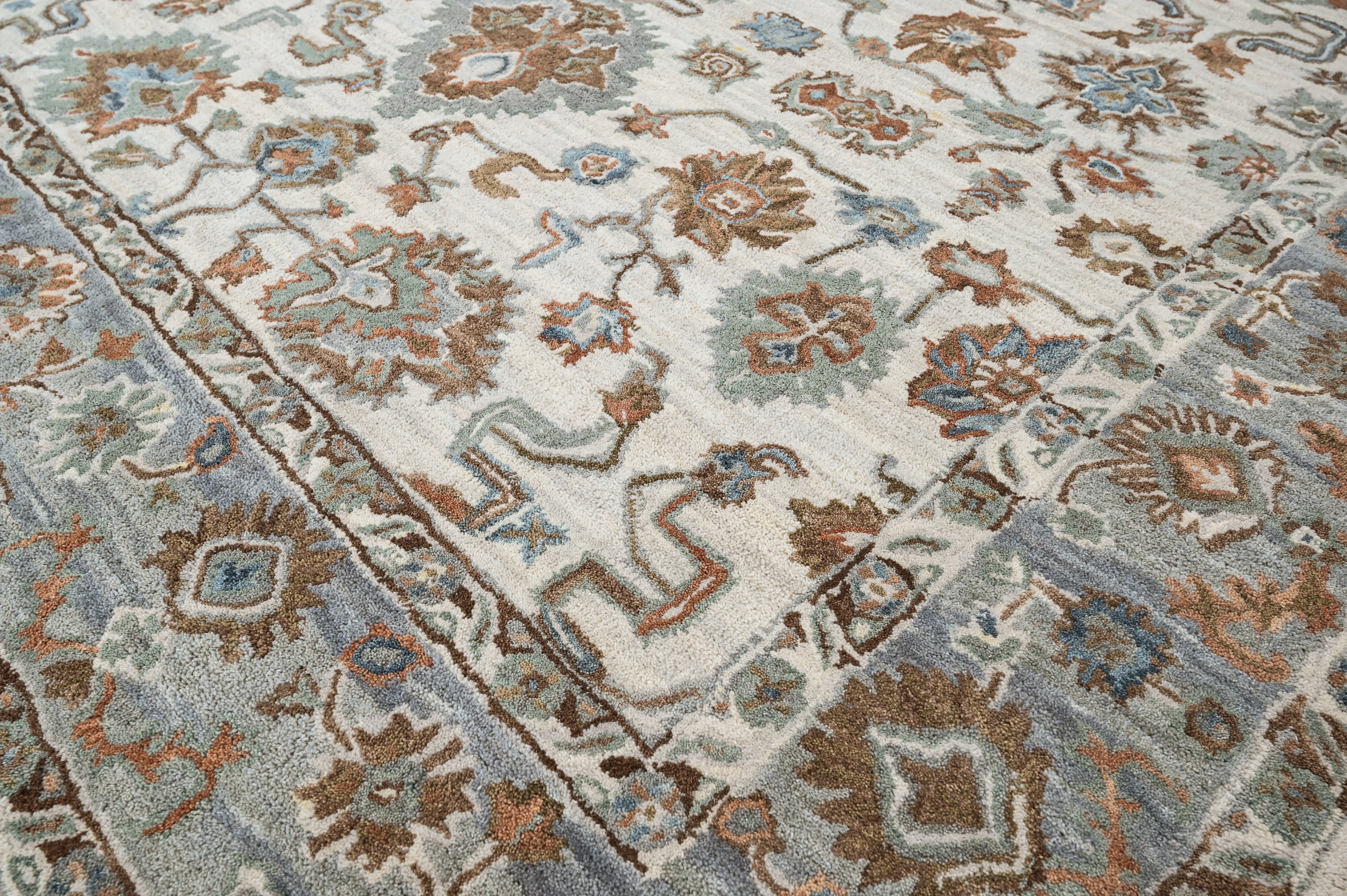 loomBloom Beige Multi Size Hand Tufted Wool Floral Modern & Contemporary Oriental Area Rug