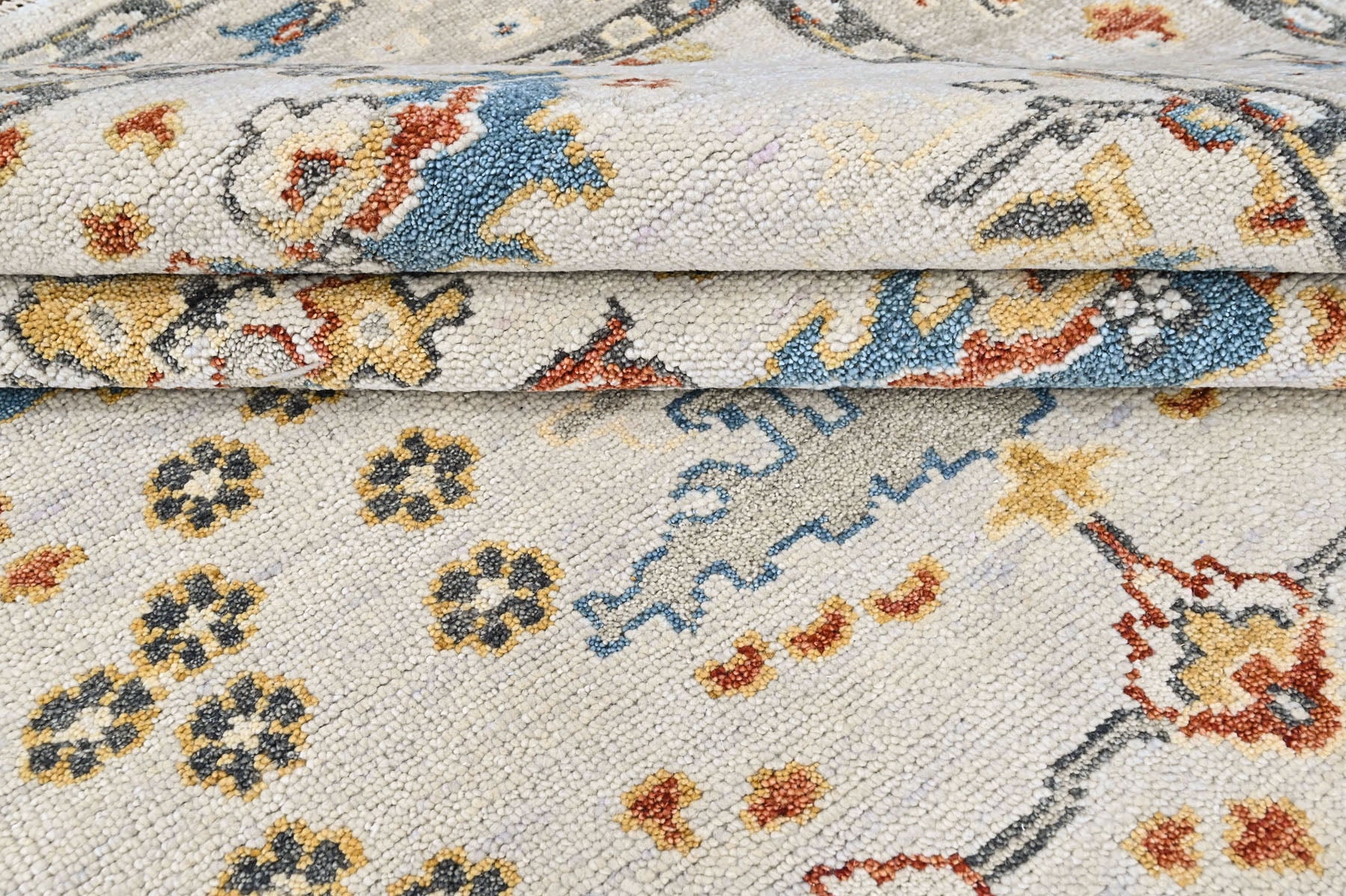 Ivory 7'10''x9'10'' Oushak Transitional Hand Knotted Wool Oriental Area Rug