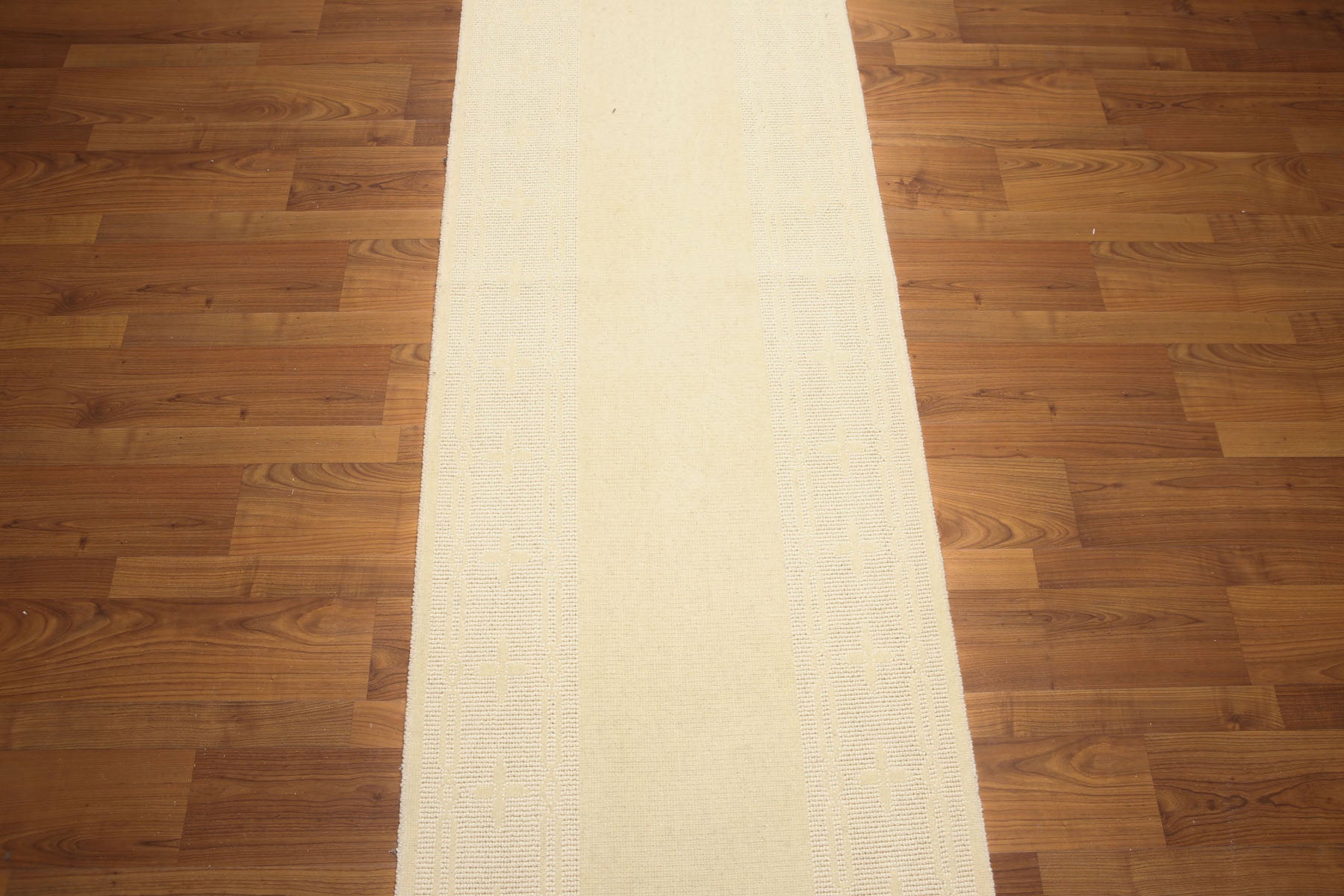 Runner Ivory, Tone On Tone, Color Machine Made All-Over 100% Wool Modern Oriental Rug