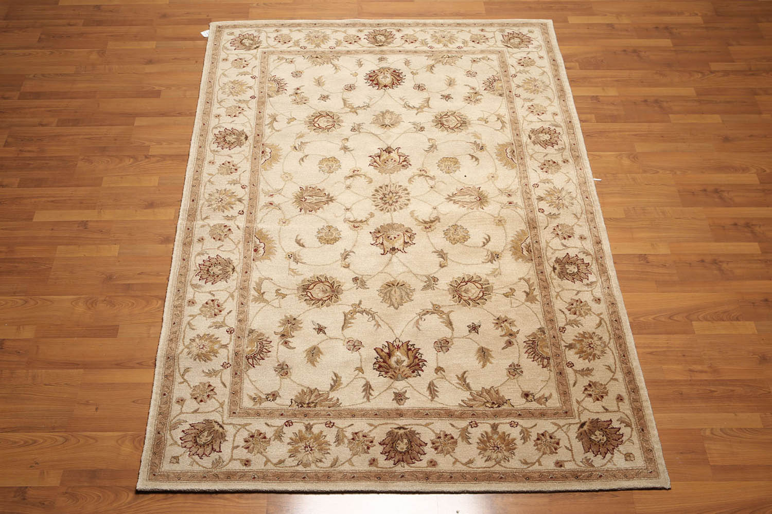 5x7 Tan, Beige, Brown Color Hand Tufted Floral 100% Wool Traditional-Persian/Oriental Oriental Rug
