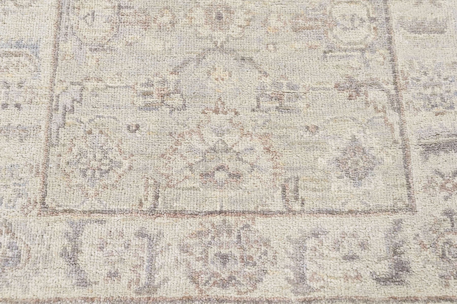 Tone on Tone Gray 2'7''x7'9'' Oushak Transitional Hand Knotted Wool Oriental Area Rug