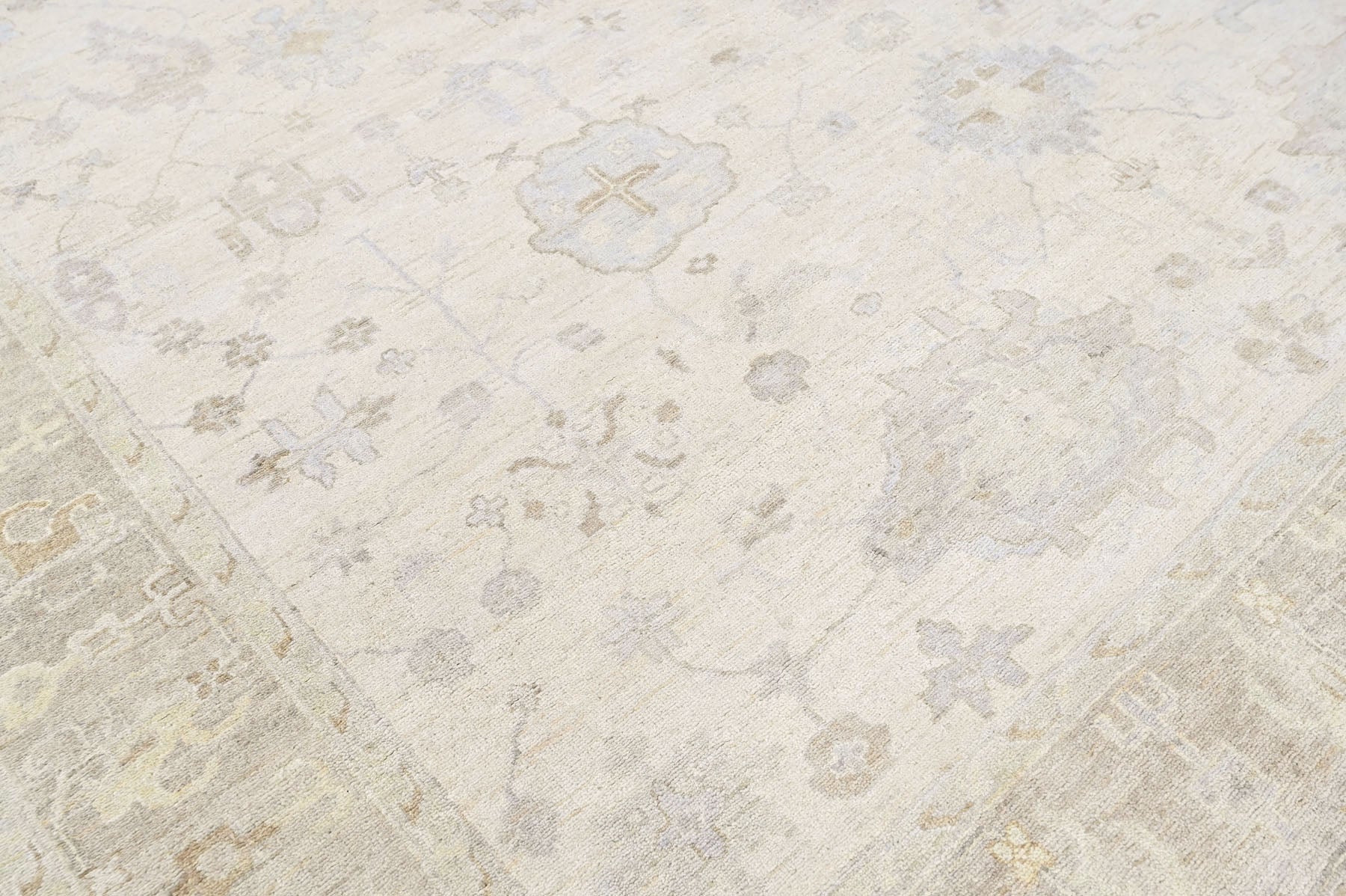 Beige Multi Size Oushak Transitional Hand Knotted Wool Oriental Area Rug