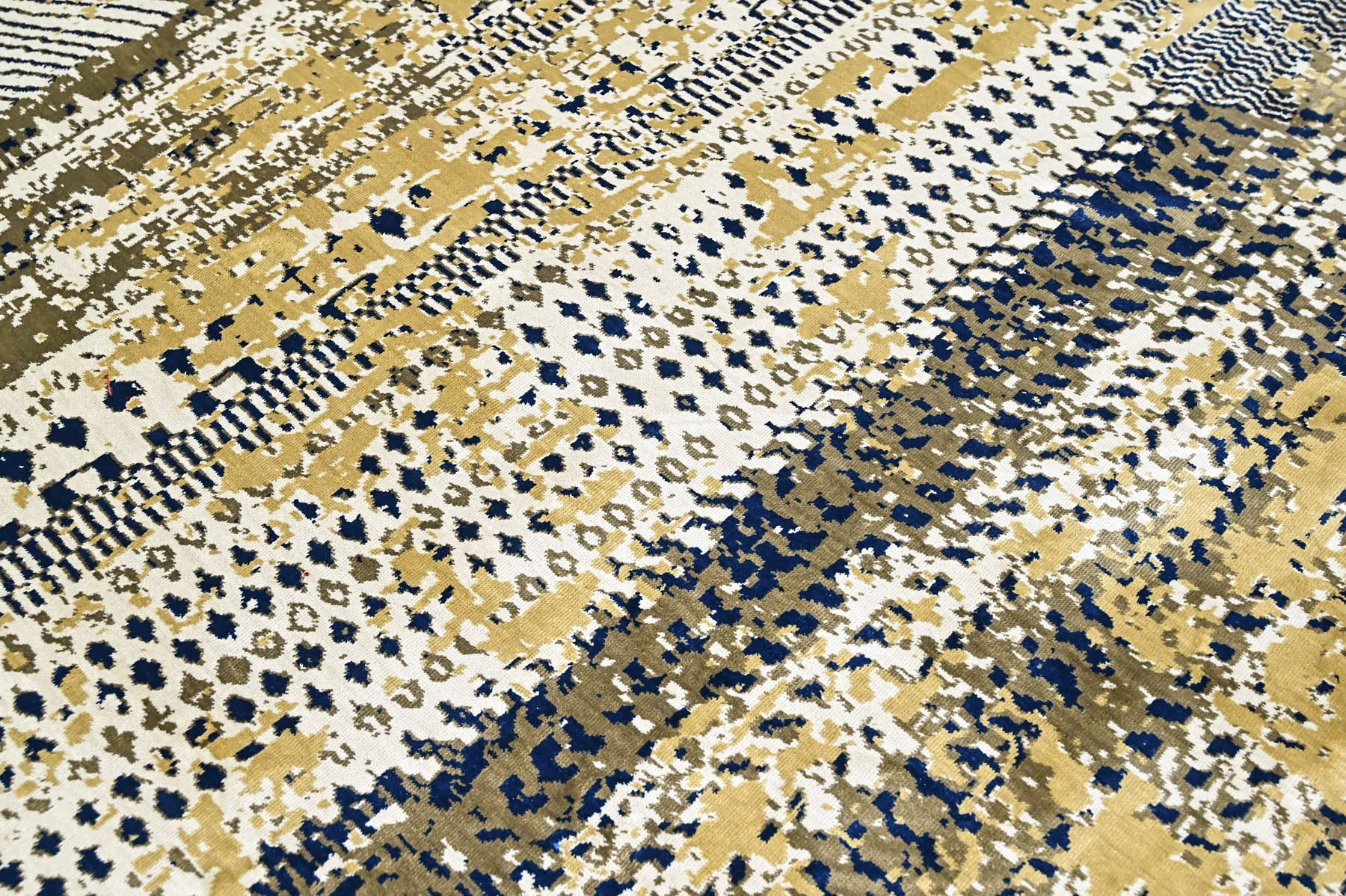 9x12 Beige, Navy, Gold Color Power Loom Oushak Wool Modern Oriental Rug