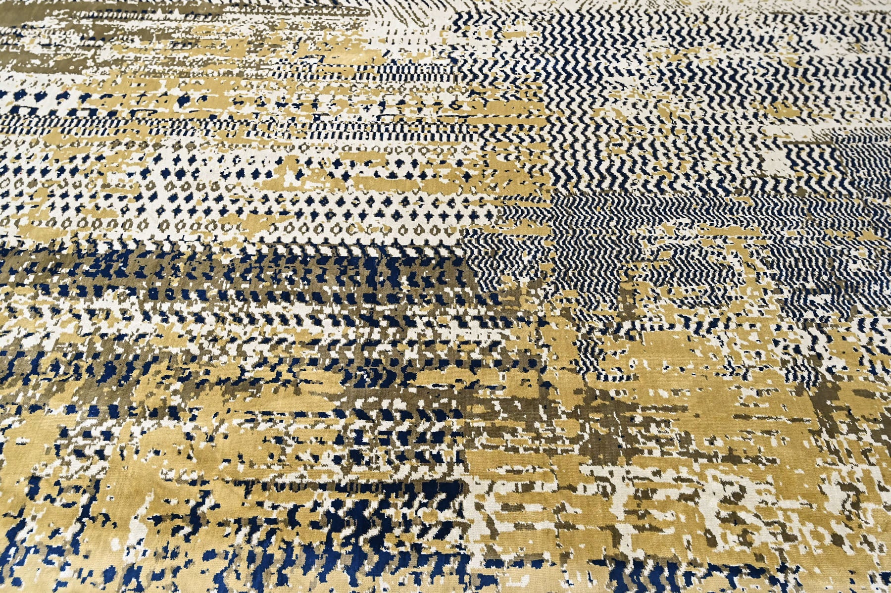 9x12 Beige, Navy, Gold Color Power Loom Oushak Wool Modern Oriental Rug