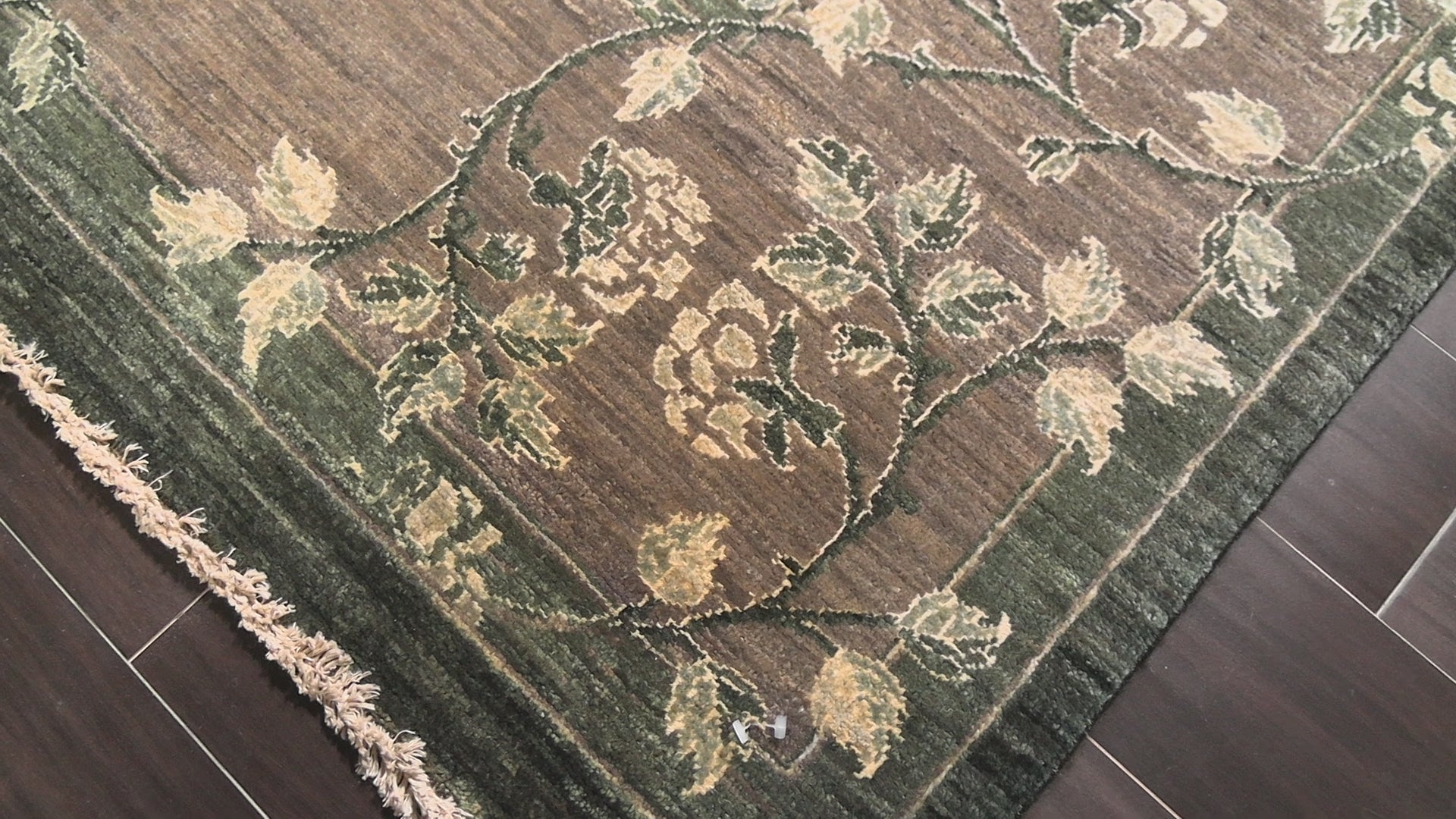 Celadon 9x12'6'' Tibetano Hand Knotted Wool Peshawar Transitional Superfine Botanical Hand Knotted Wool Oriental Area Rug