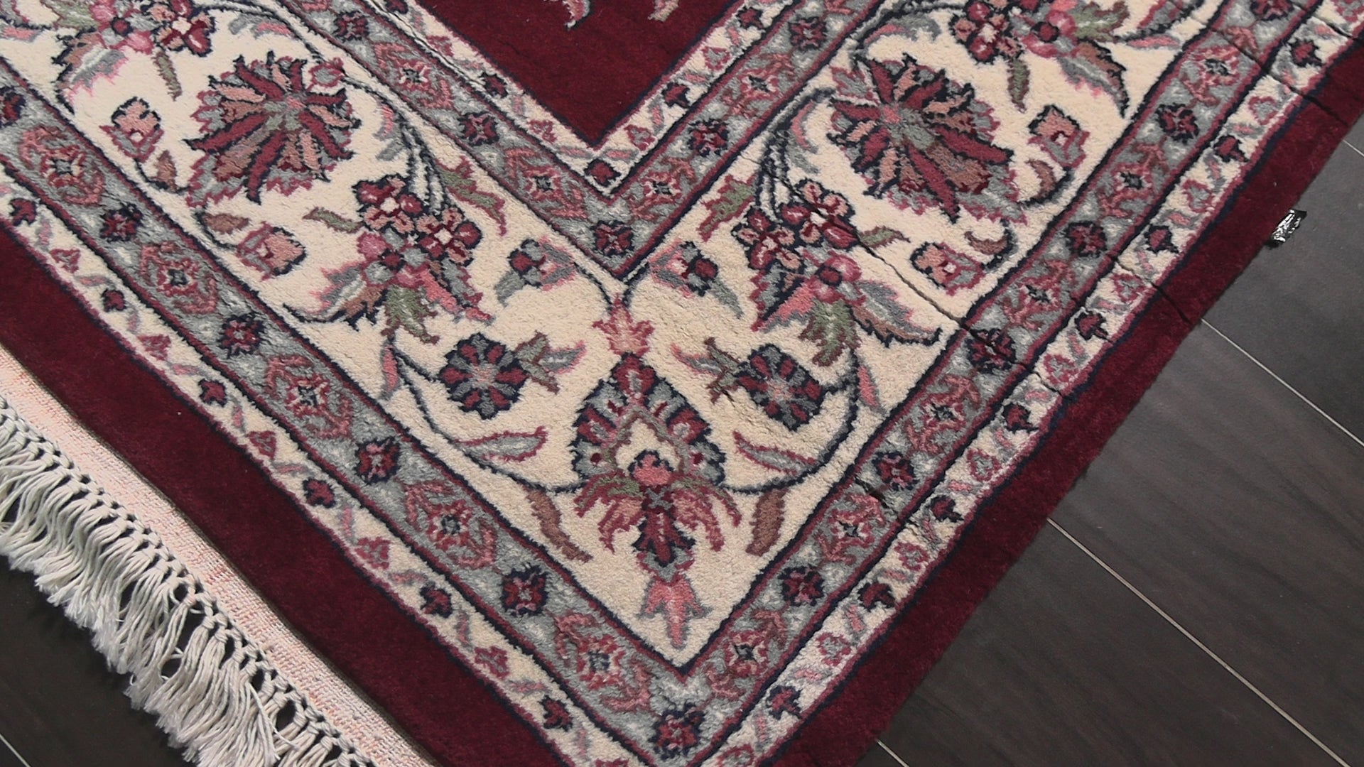 Maroon 5'10''x8'7'' Sarouk Traditional Plush Pile Hand Knotted New Zealand Wool Oriental Area Rug