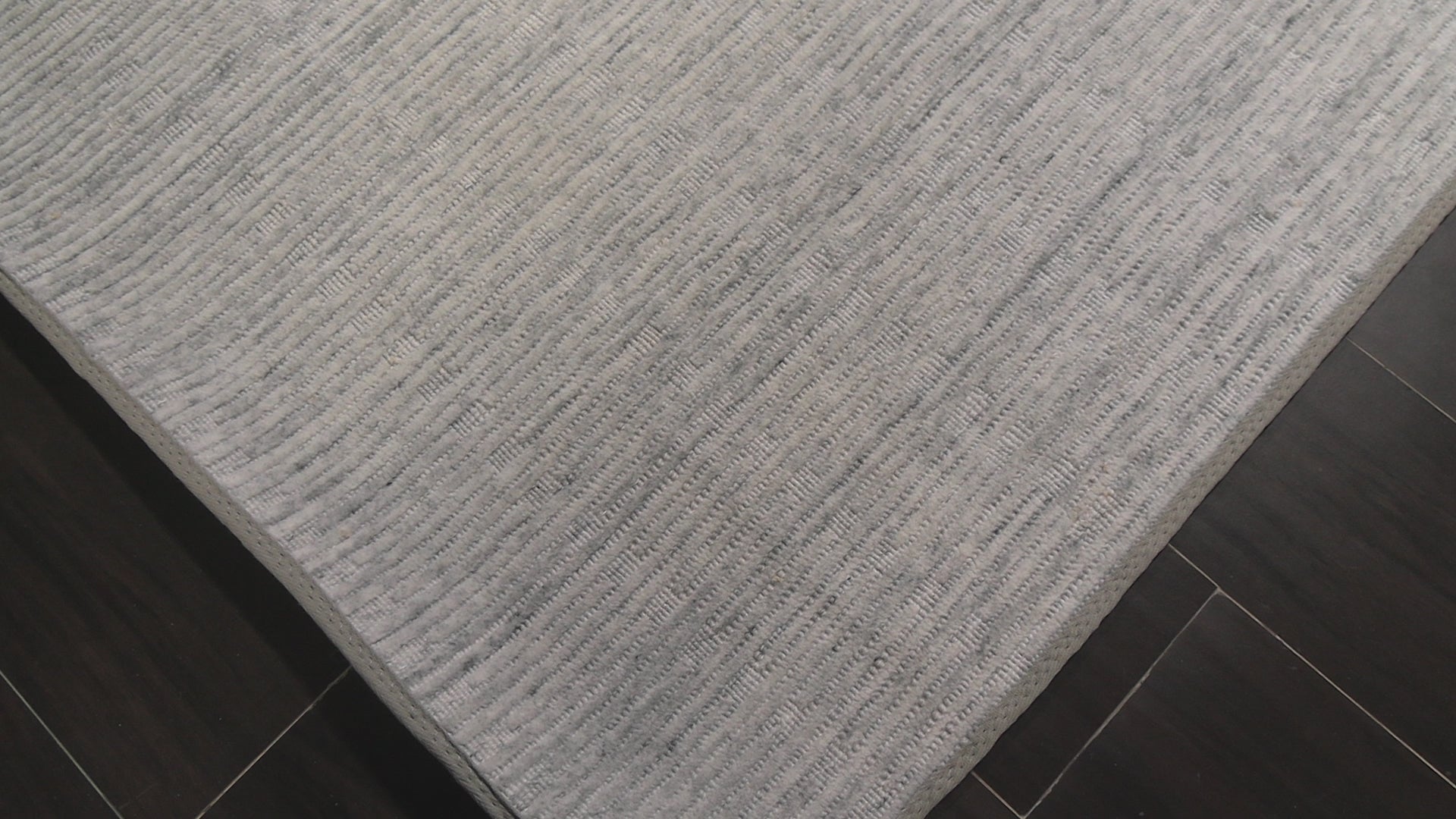 Tone on Tone Gray Multi Size Rug Contemporary Ribbed Texture Hand Loomed Wool Oriental Area Rug