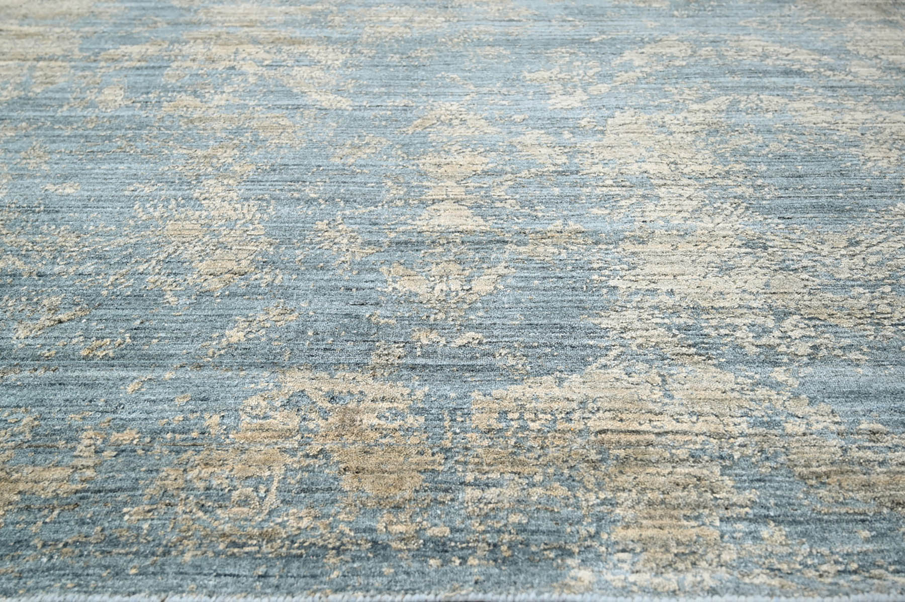 Multi Size Celadon,Beige Hand Knotted Persian Wool/Bamboo Silk Transitional Oriental Area Rug