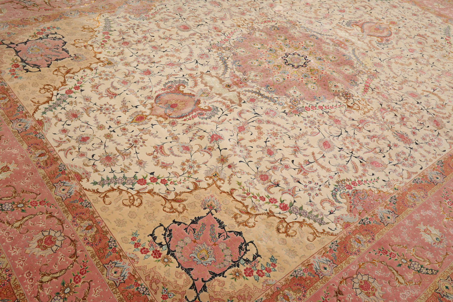 Wenham 10x14 Hand Knotted Persian Wool and Silk Traditional Tabriz Master Weaver 350 KPSI Oriental Area Rug Ivory,Blush Color