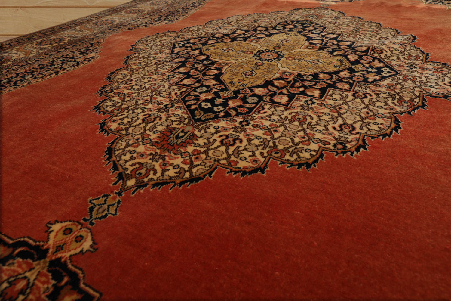 Aissatou 6x9 Hand Knotted 100% Wool Traditional Oriental Area Rug Antique Rose, Beige Color