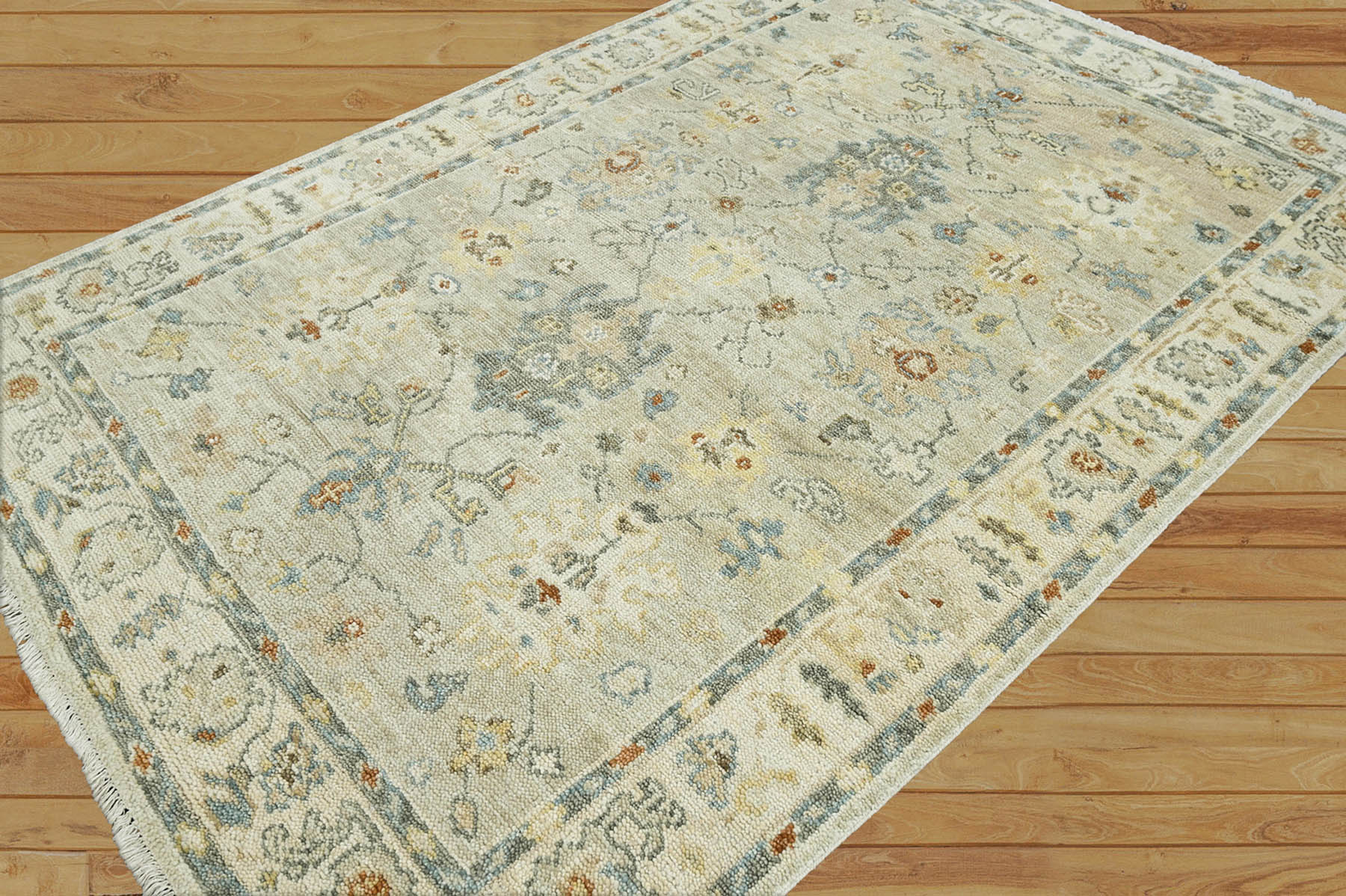 Naszir 6x9 Hand Knotted 100% Wool Oushak Traditional Oriental Area Rug Light Gray, Beige Color