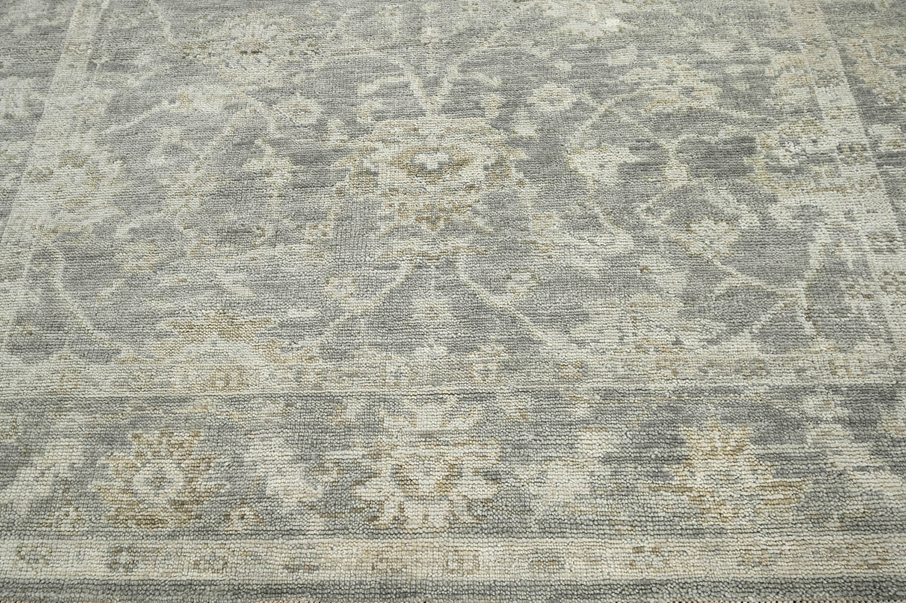7' 9''x9' 9'' Gray Beige Color Hand Knotted Indo Oushak  100% Wool Traditional Oriental Area Rug